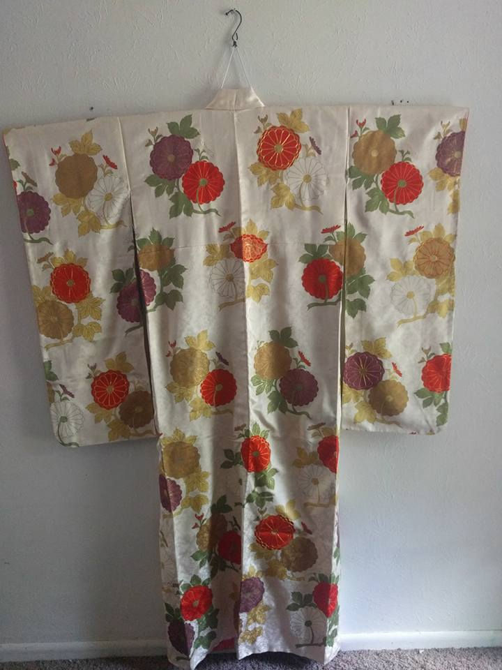 Furisode Kimono