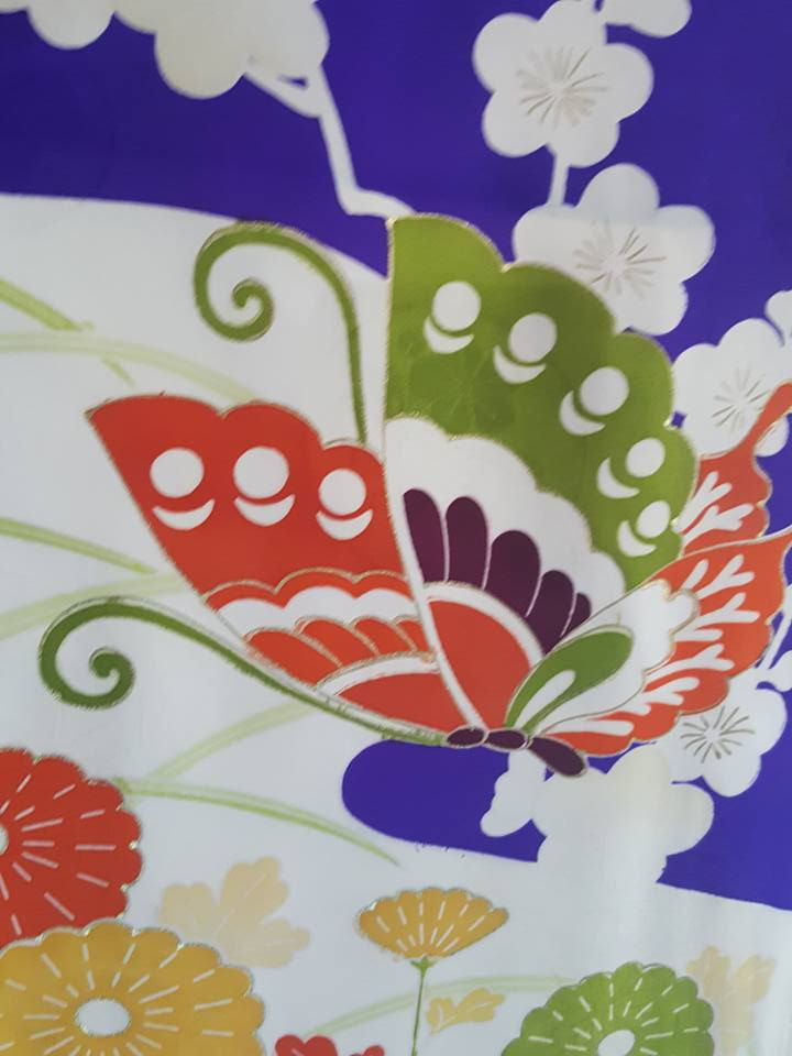 Thumbnail: Japanese Kimono Furisode