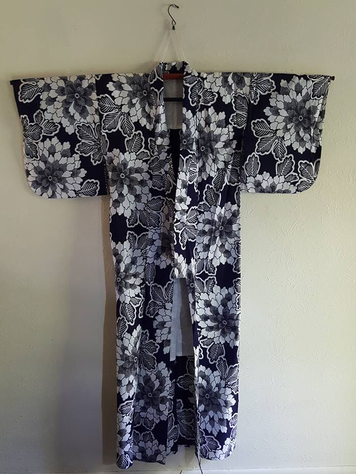 Thumbnail: Navy Yukata