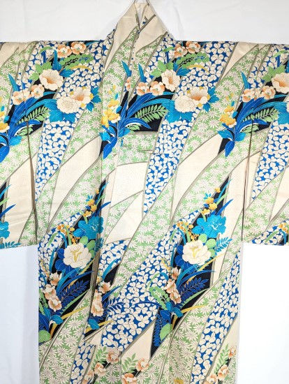Thumbnail: kimono from japan