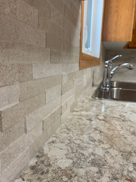 Kitchen tile backsplash installation Willowdale Crescent Brandon MB