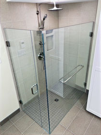 curbless tile walk-in shower, tile shower installer - Brandon MB
