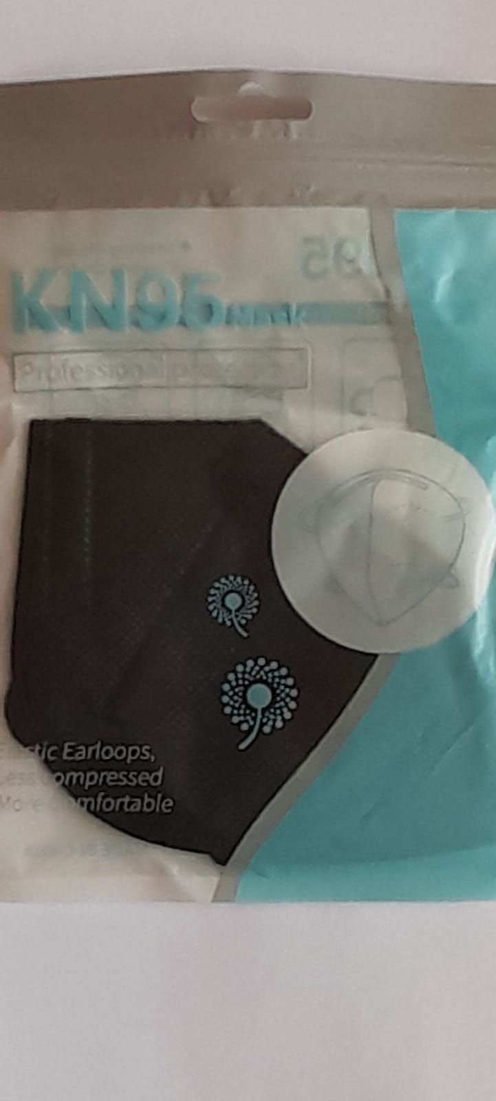 Miniatura: Mascarilla KN95 de color sin válvula