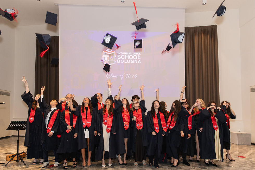 On 28 May 2026, the ISB community celebrated the graduation of 20 students at Palazzo de' Toschi. The Class of 2026 stood out for its cohesion, curiosity, and team spirit.
Special guest alumnus Alberto Berni (Class of 2020), now Head of Education at the University of Southampton AI Society, delivered an inspiring speech encouraging graduates to stay curious and ambitious.
Congratulations to the ISB Class of 2026!