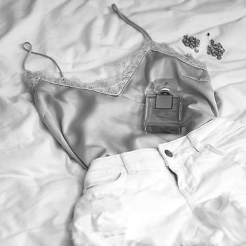 Woman's Fashion _edited.jpg