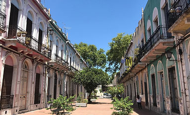 A historical strip in montevideo.jpg