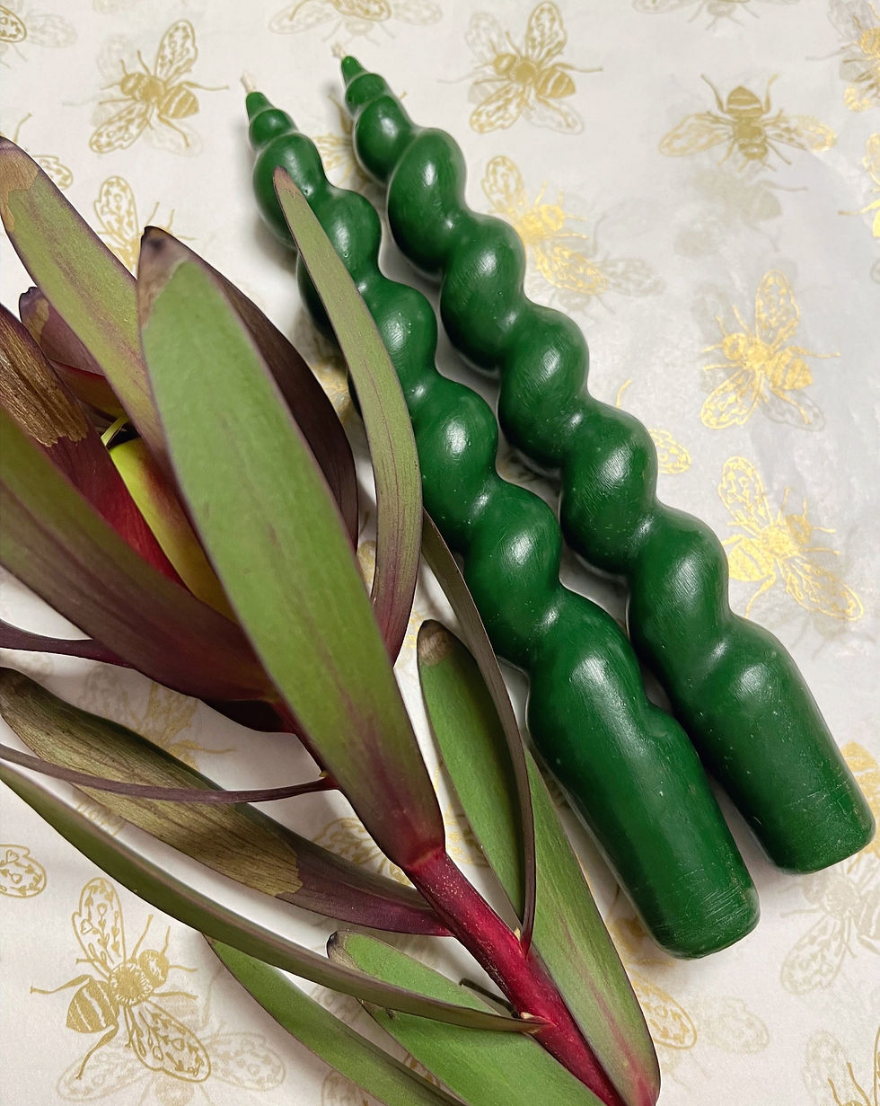 Miniatyrbilde: Medium sprirallys av bivoks