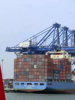 China impõe novas restrições à exportação de baterias e materiais críticos e o setor global de energia reage