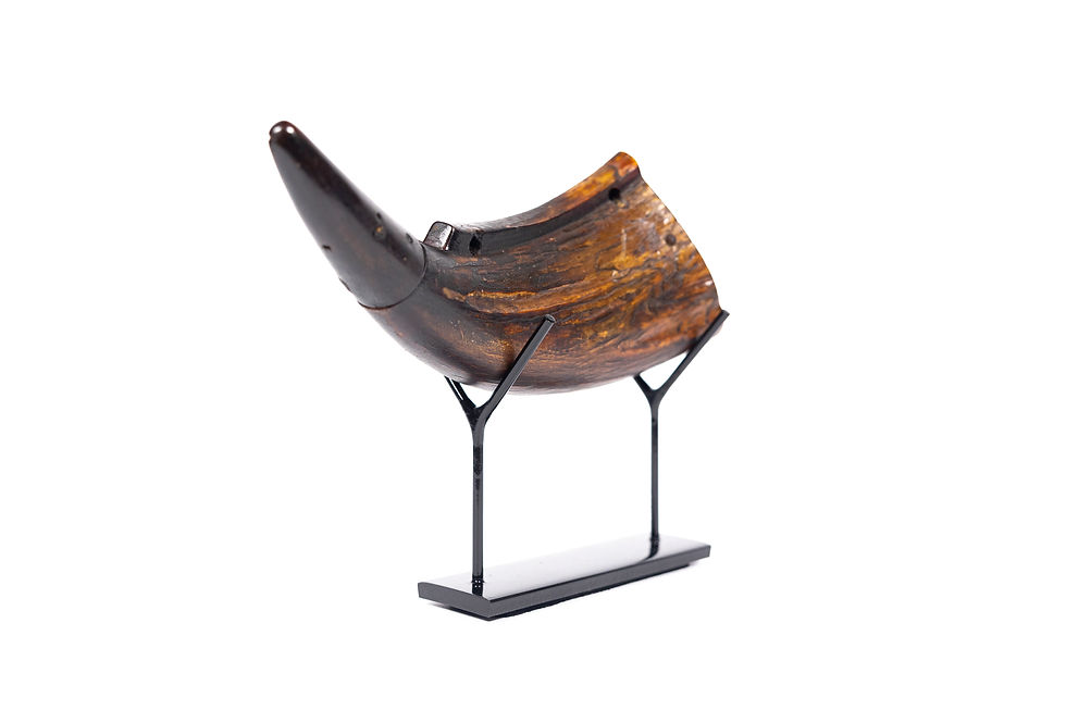 Thumbnail: Antique Hmong Powderhorn | Qub Kub Tshuaj Phom