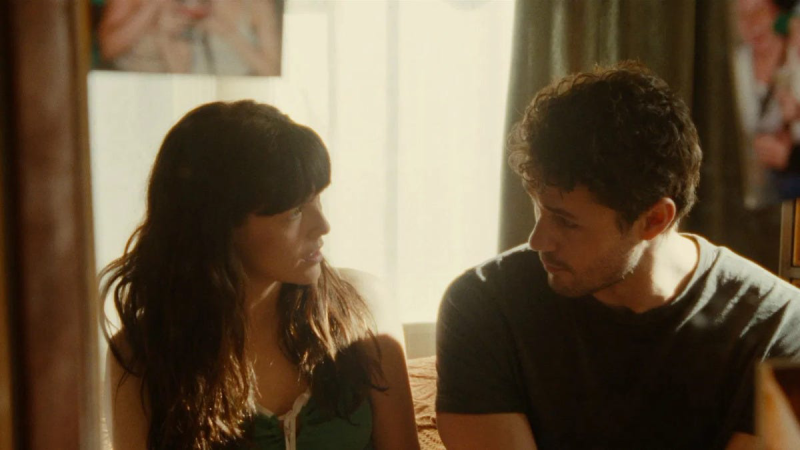 “Entre Nós — Uma Dose Extra de Amor” é um reflexo da vida adulta