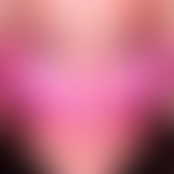 Infinite Icon: Uma Memória Visual — Paris Hilton como você nunca viu!