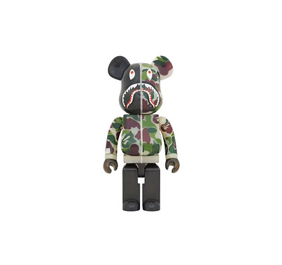 Bearbrick x BAPE ABC CAMO SHARK 1000% GREEN (1).jpg