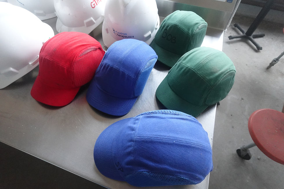 5 HARD BALL CAPS