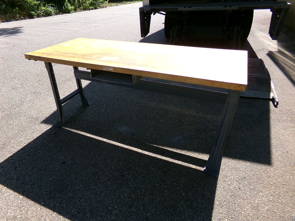 ITEM #1975 ___ $250