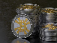 Bitcoin kurz vor Allzeithoch: Chinas Einfluss und US-Wahlrisiken