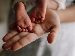 Ein Kind kauft man nicht. Warum die Leihmutterschaft eine Grenze überschreitet