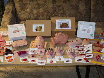 Закуплено додаткові тренажери та імітатори ран і ушкоджень для відпрацювання навичок надання домедичної допомоги!