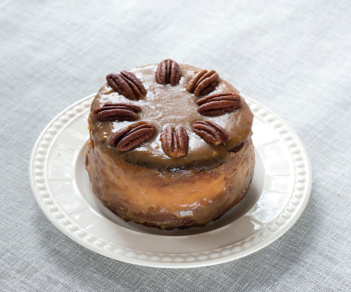 Pecan Caramel Cheesecake