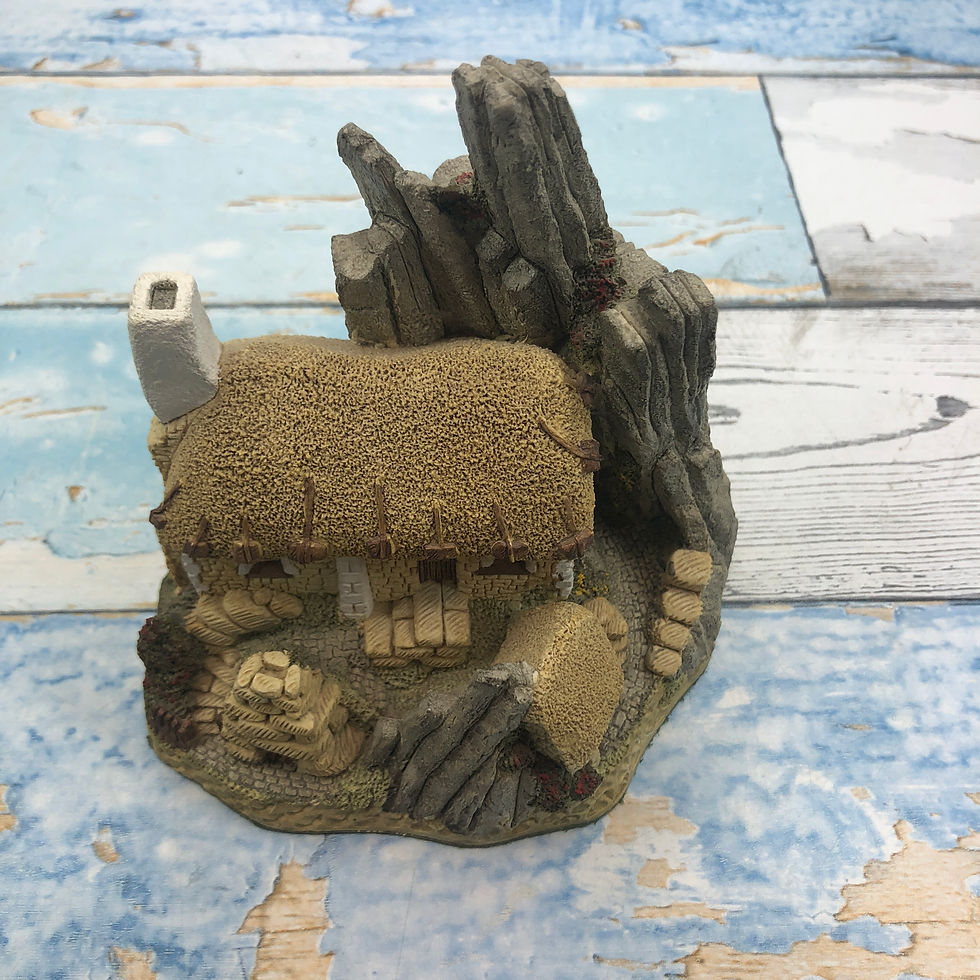 Thumbnail: David Winter Cottages Crofters Cottage Hand Made Hand Painted