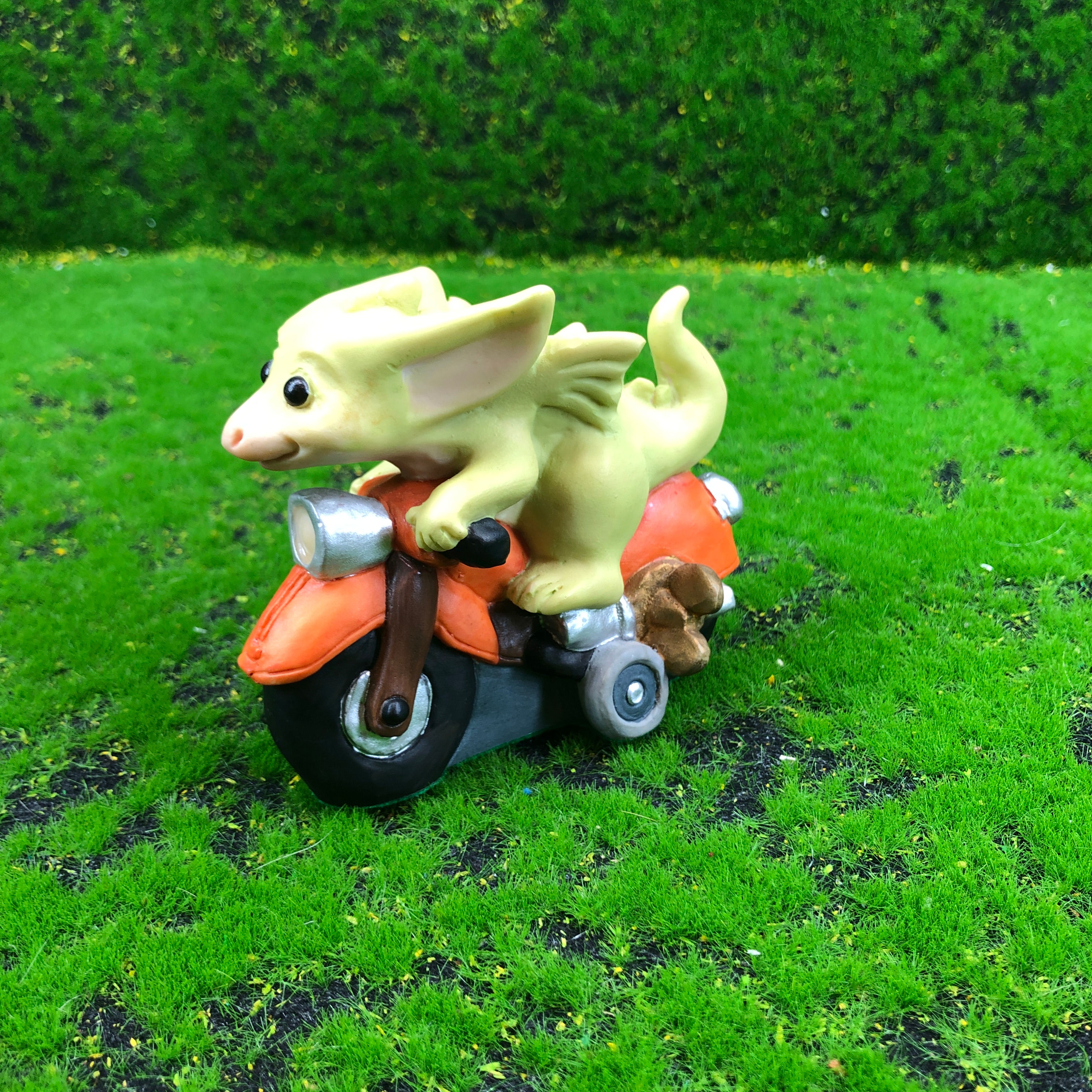 Whimsical World of Pocket Dragons Scooter 1998 by Real Musgrave Pre Loved