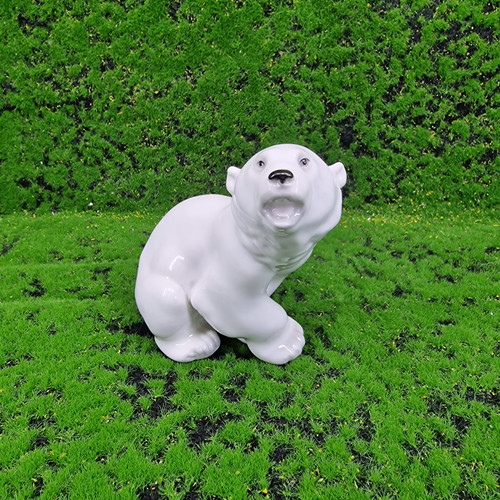 Lomonosov Russiaのシロクマの置物 Lomonosov Russiaのシロクマの置物