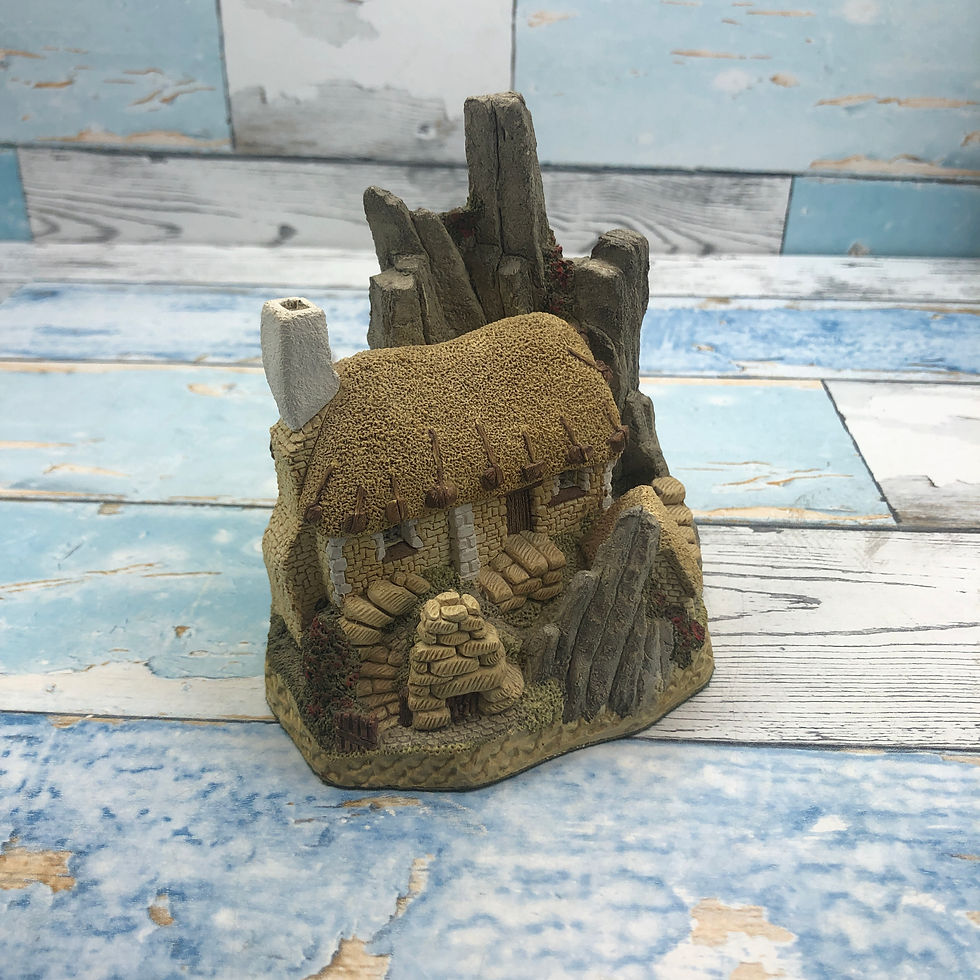 Thumbnail: David Winter Cottages Crofters Cottage Hand Made Hand Painted