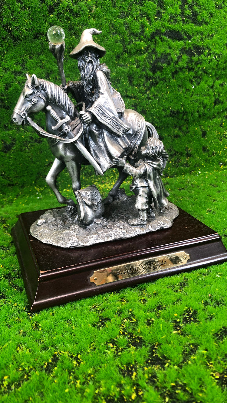 Thumbnail: Lord of the Rings 'Gandalf and Frodo'  Tudor Mint  Boxed  5042 Swarovski Pewter