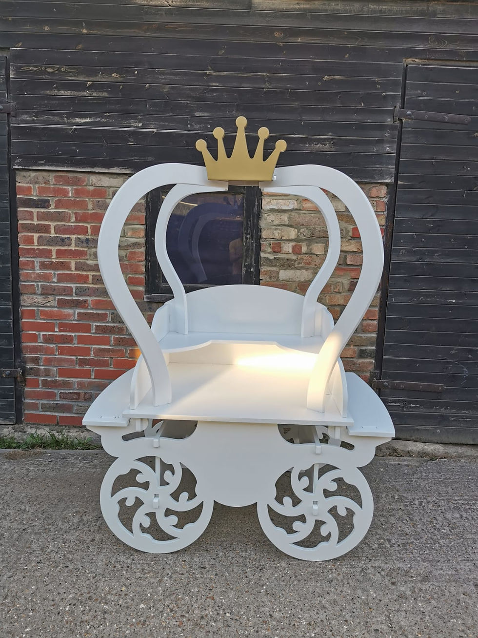 Thumbnail: Sweet cart with addition horse table