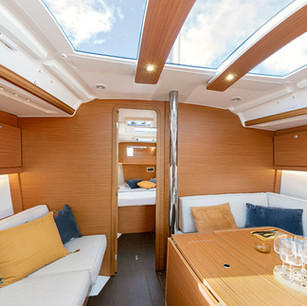 390-3-saloon-1.jpeg
