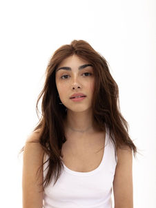 Alexa Mansour 