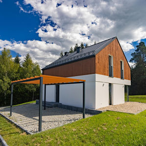 Widok domu od frontu