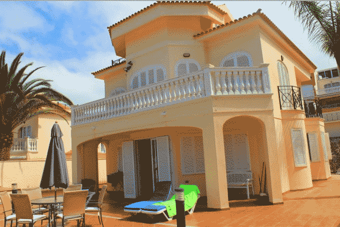 Seafront villa in Los Cristianos