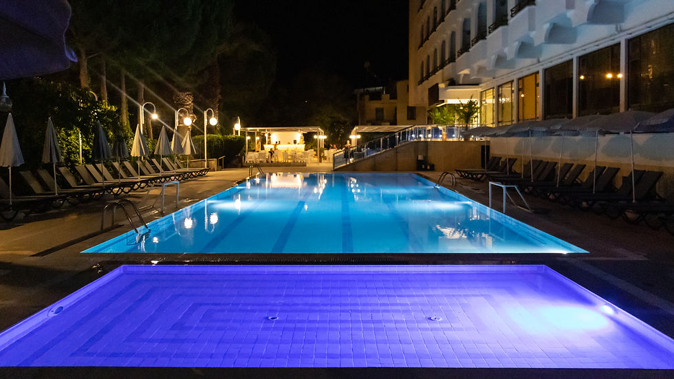CASHMERE HOTEL POOL