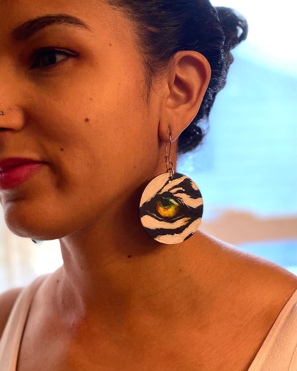 Thumbnail: Bengal tiger earrings