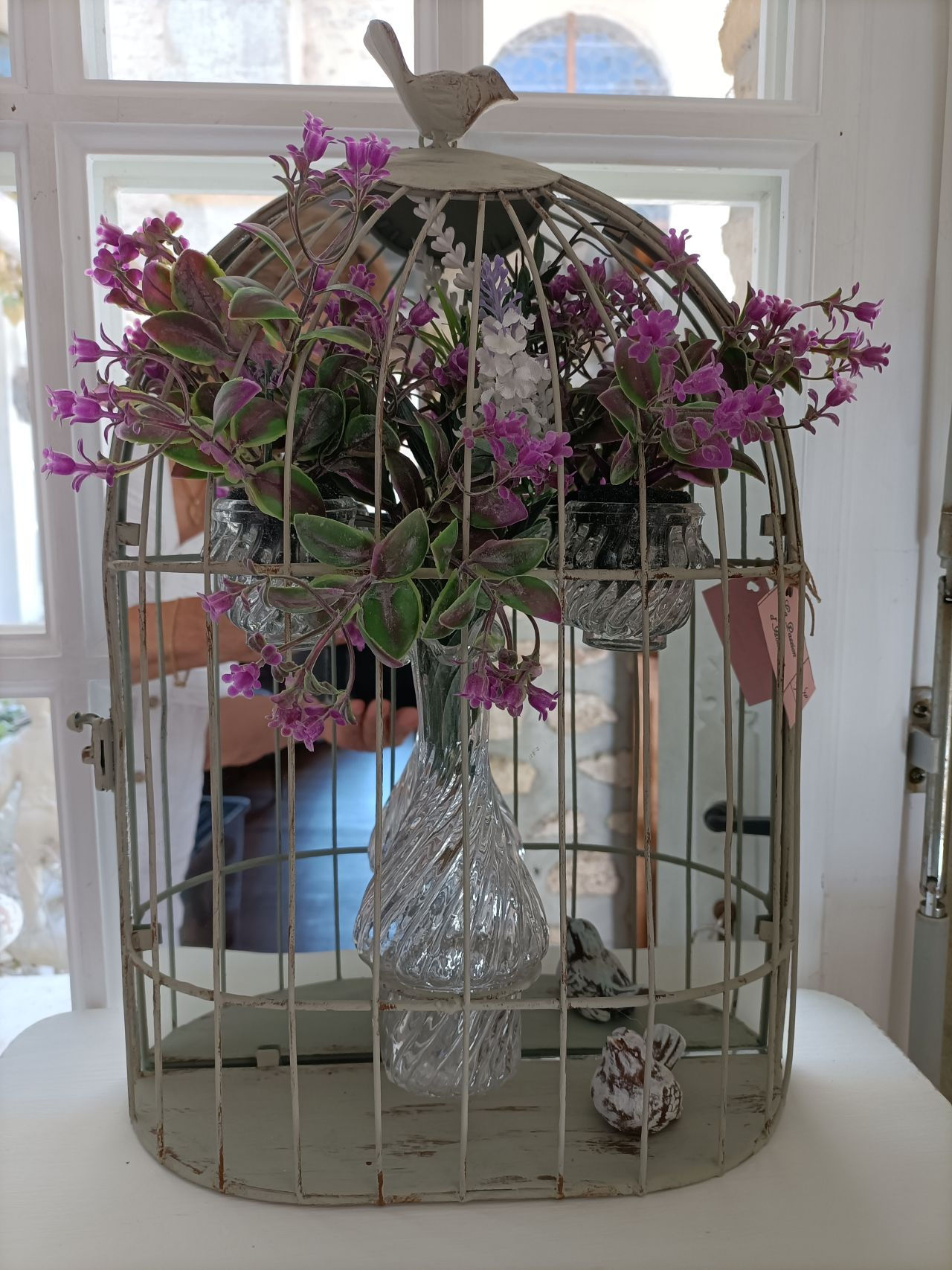 Cage fleurie
