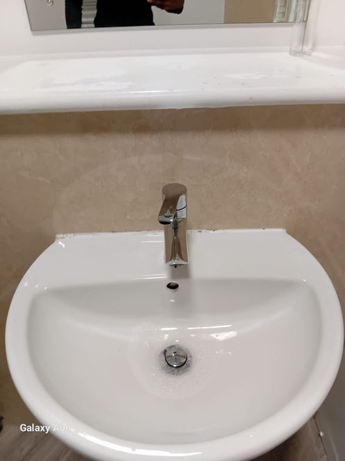 Clean handwash sink