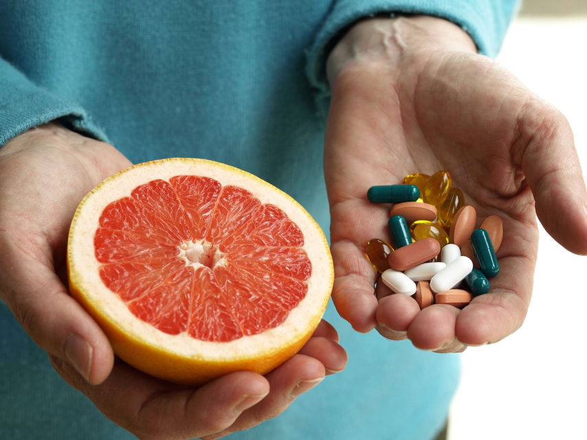 Grapefruit and supplement pills