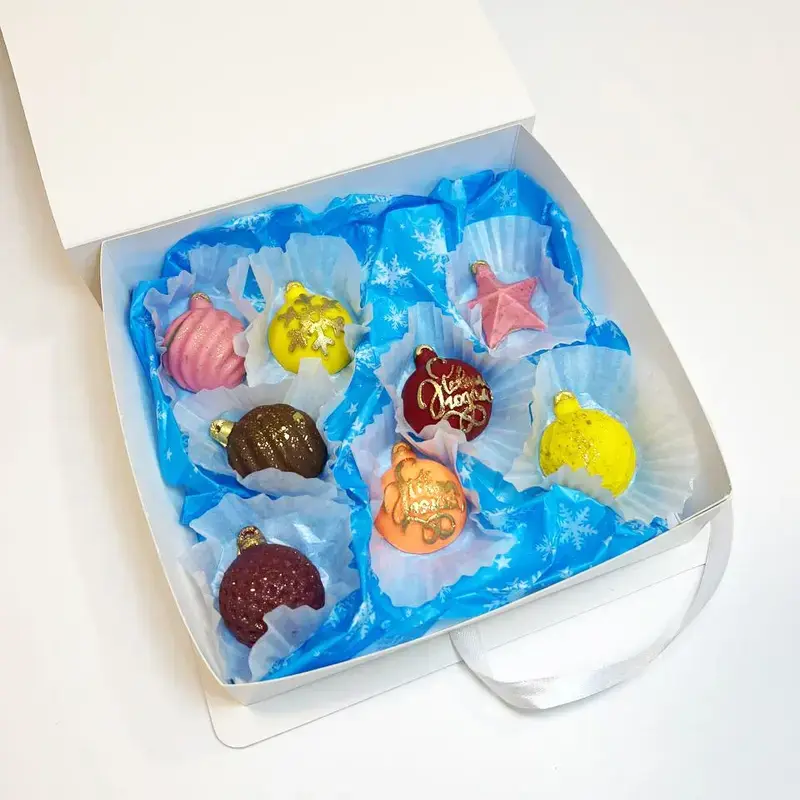 набор из шоколадных игрушек дубайского шоколада