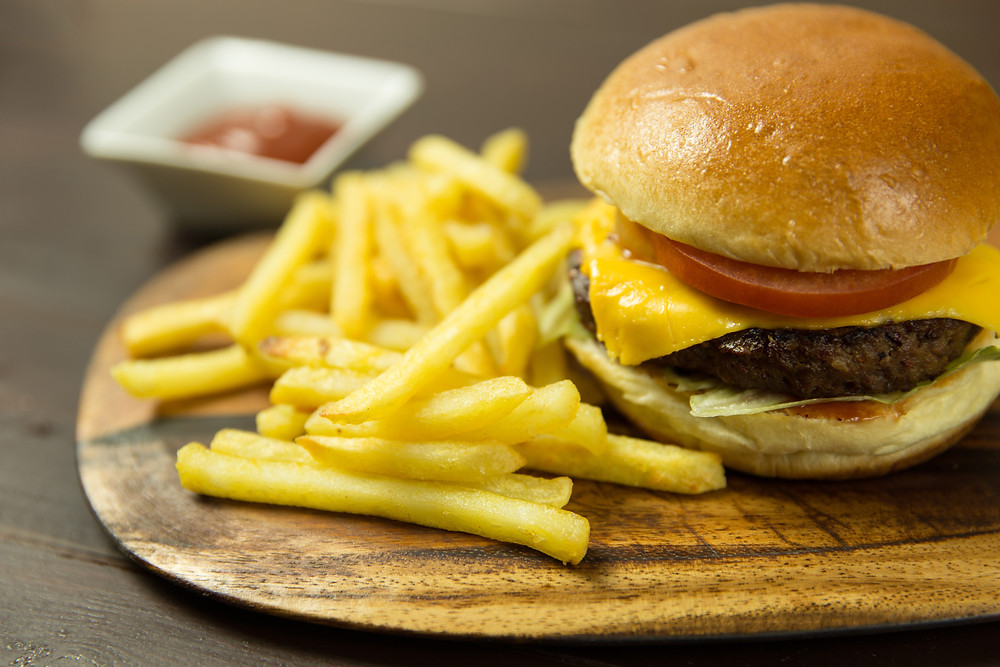 burger e fritas