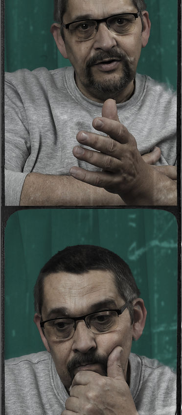 bruno exister 4 poses fond vert.jpg