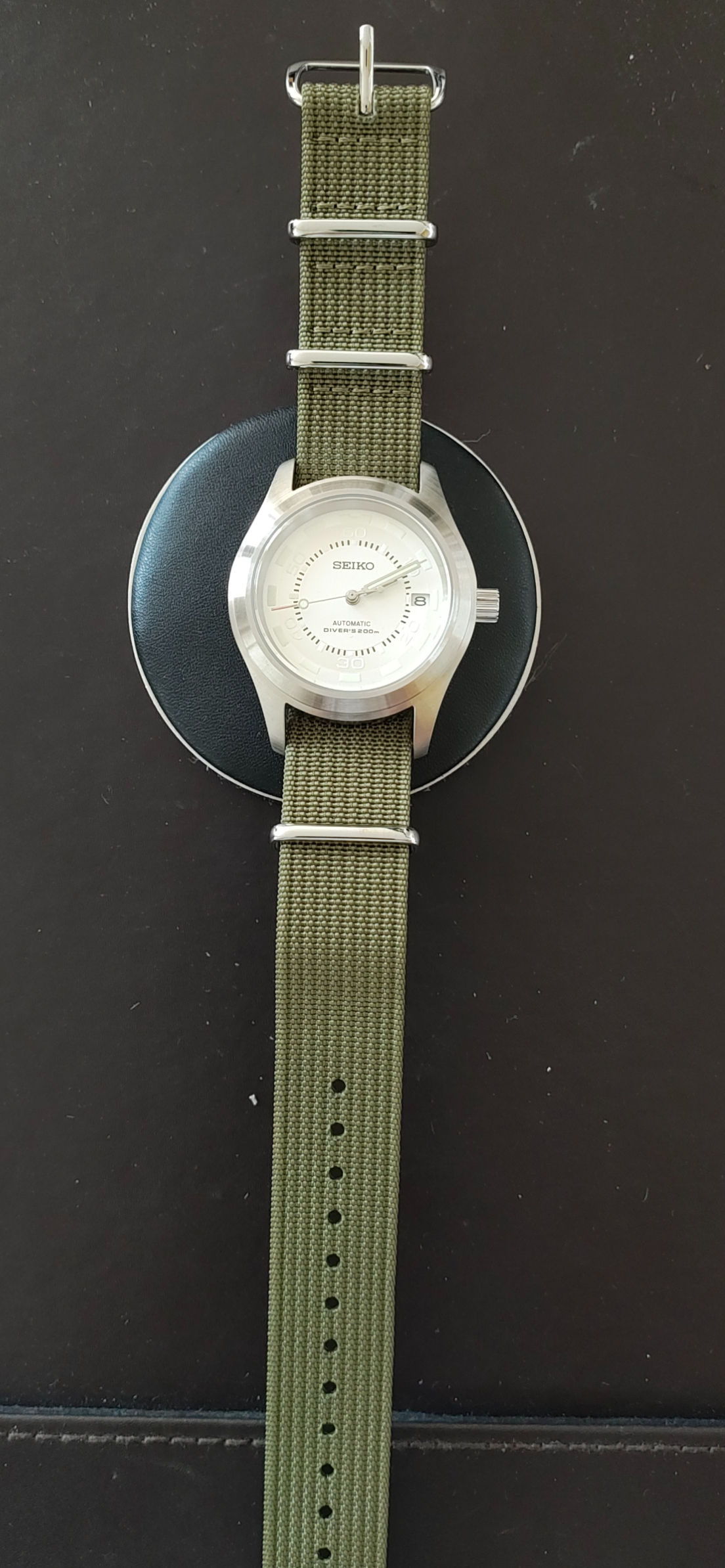 SEIKO MOD WHITE & GREEN NAVY 39MM