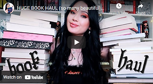 Books with Chloe.png