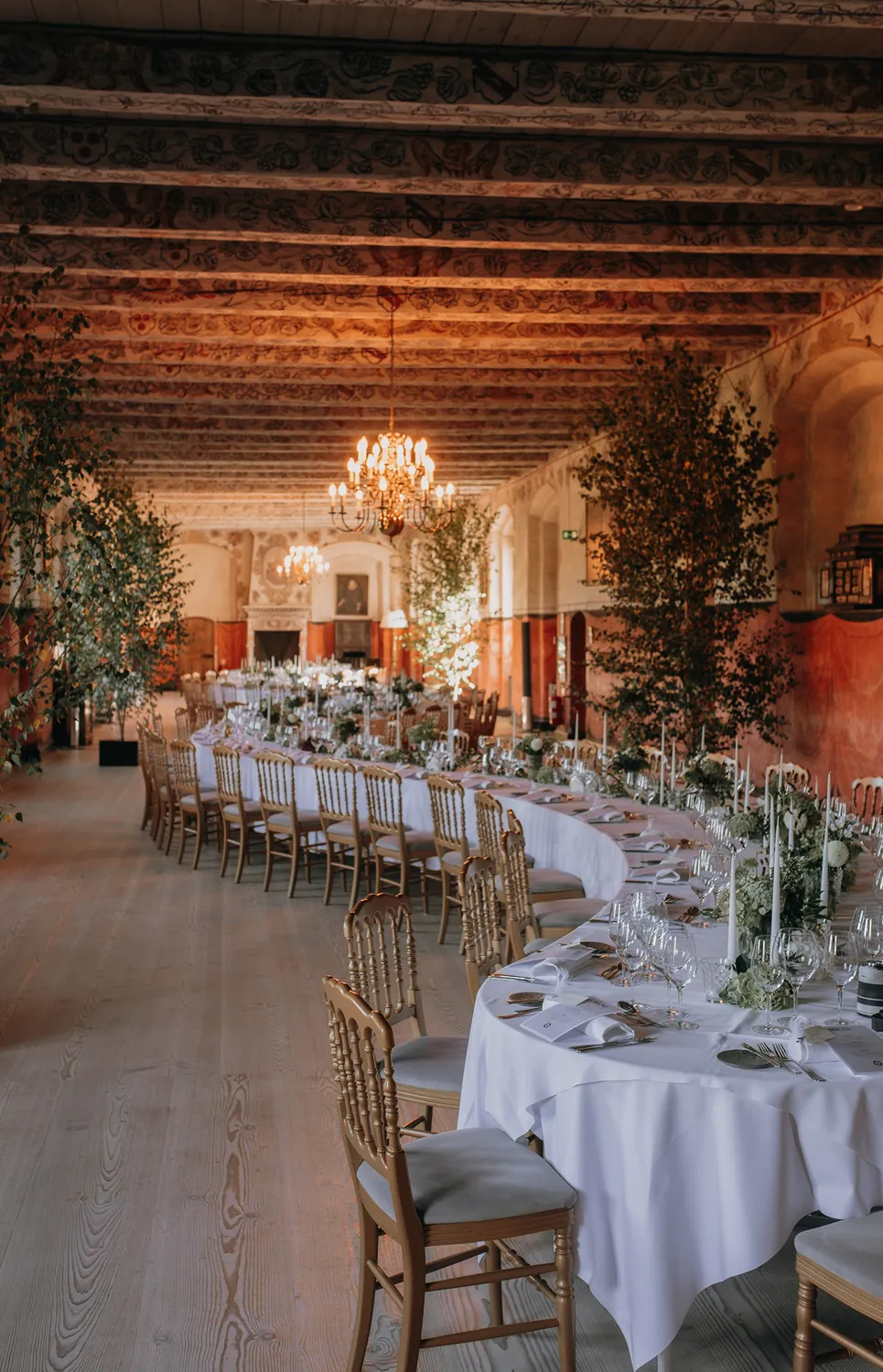 Elegant long-table wedding dinner at Holckenhavn by Juniper Picture Lab