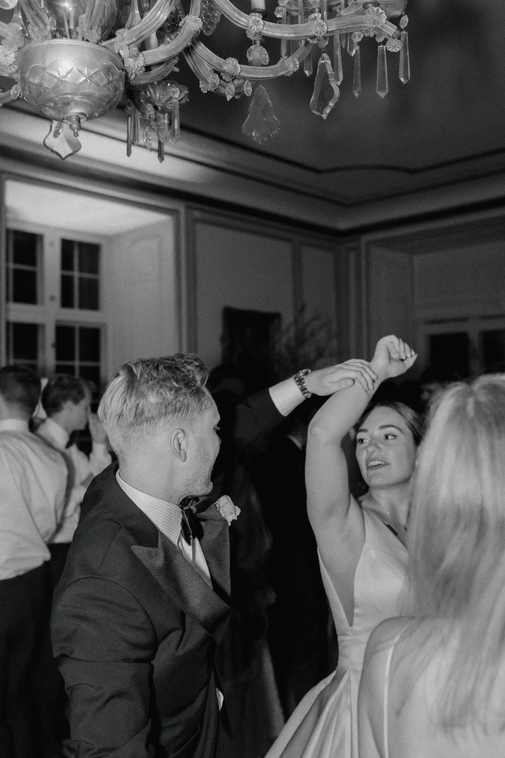 Emotional wedding dance floor storytelling by Juniper Picture Lab