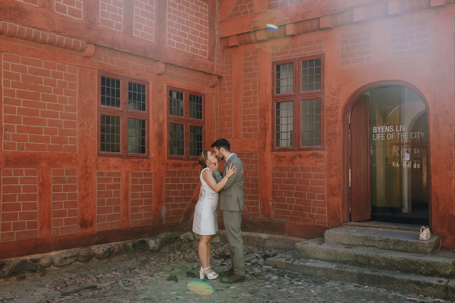 Summer wedding photos near the H.C. Andersen quart