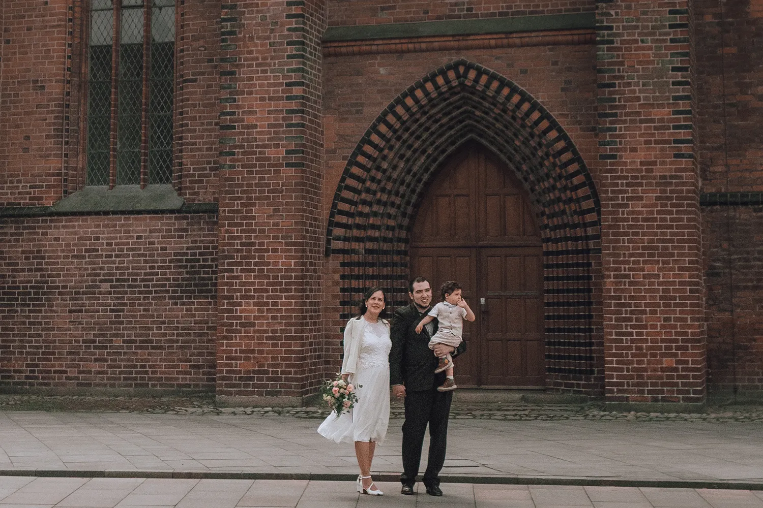 Intimate spring wedding in Denmark with calm documentary photography.