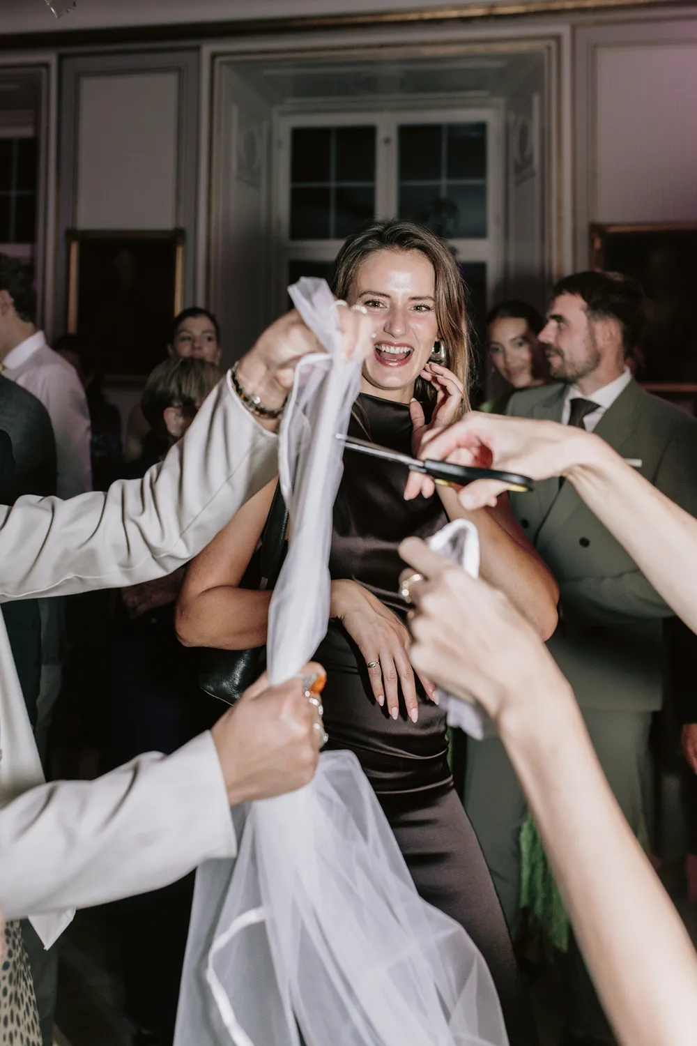 Full-day luxury wedding photography at Holckenhavn Slot by Juniper Picture Lab