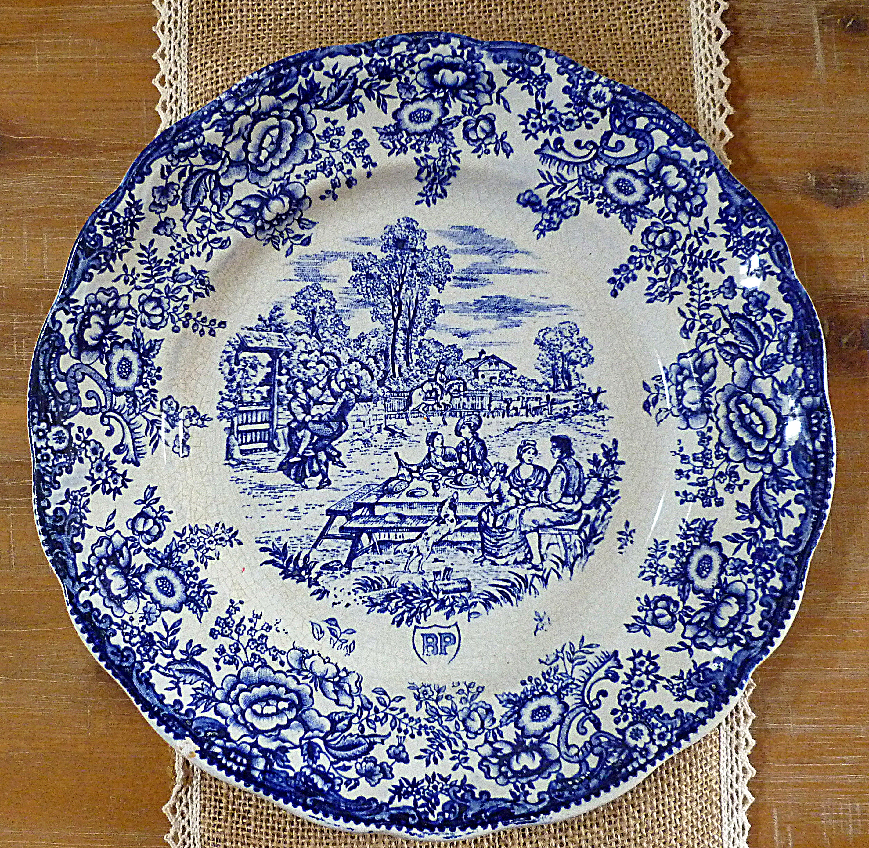 Assiette bleue pique-nique vintage