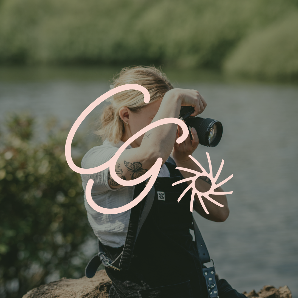 Chloe Gels Photo & Video