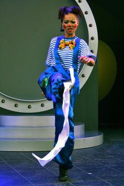 10403935_10152498844592570_7860498934359